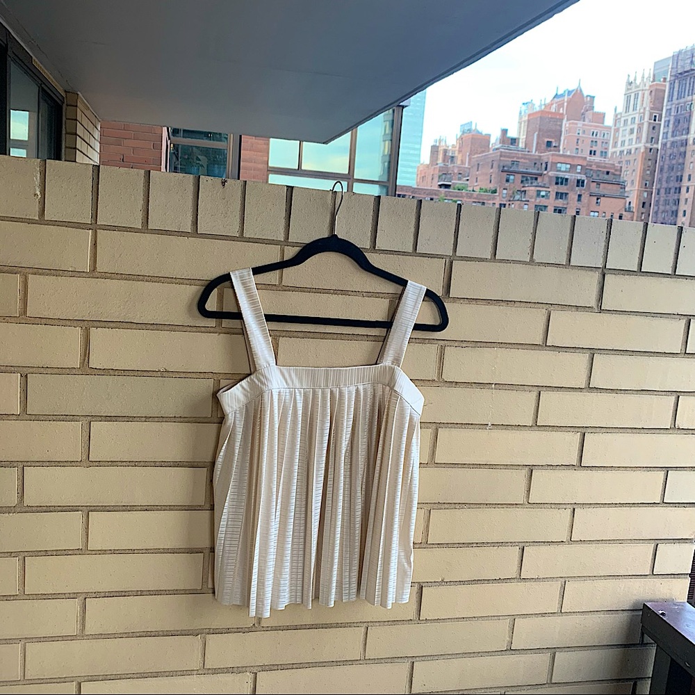 H&M Flowy Top